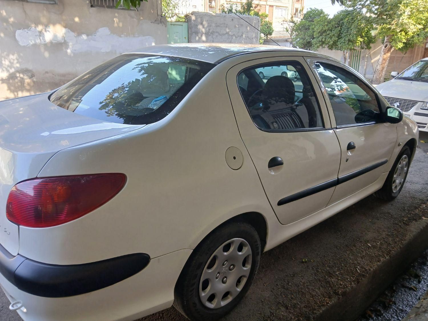 خودرو پژو، ۲۰۶ صندوق دار آگهی ann_19699587