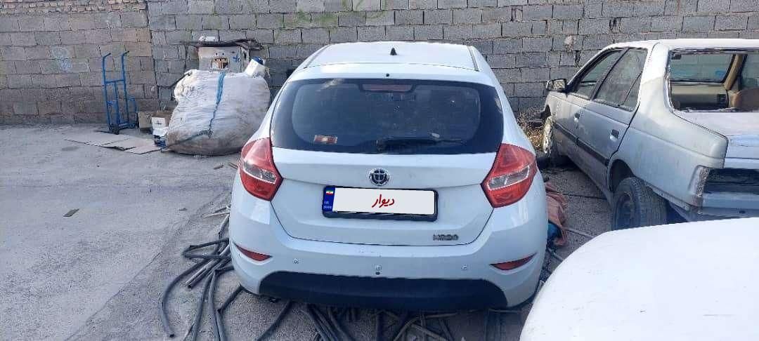 برلیانس H320 دنده‌ای 1500 - 1396