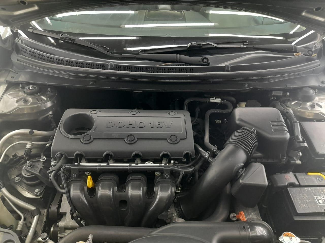 کیا سراتو 2.0 لیتر اتوماتیک GT لاین - 2010
