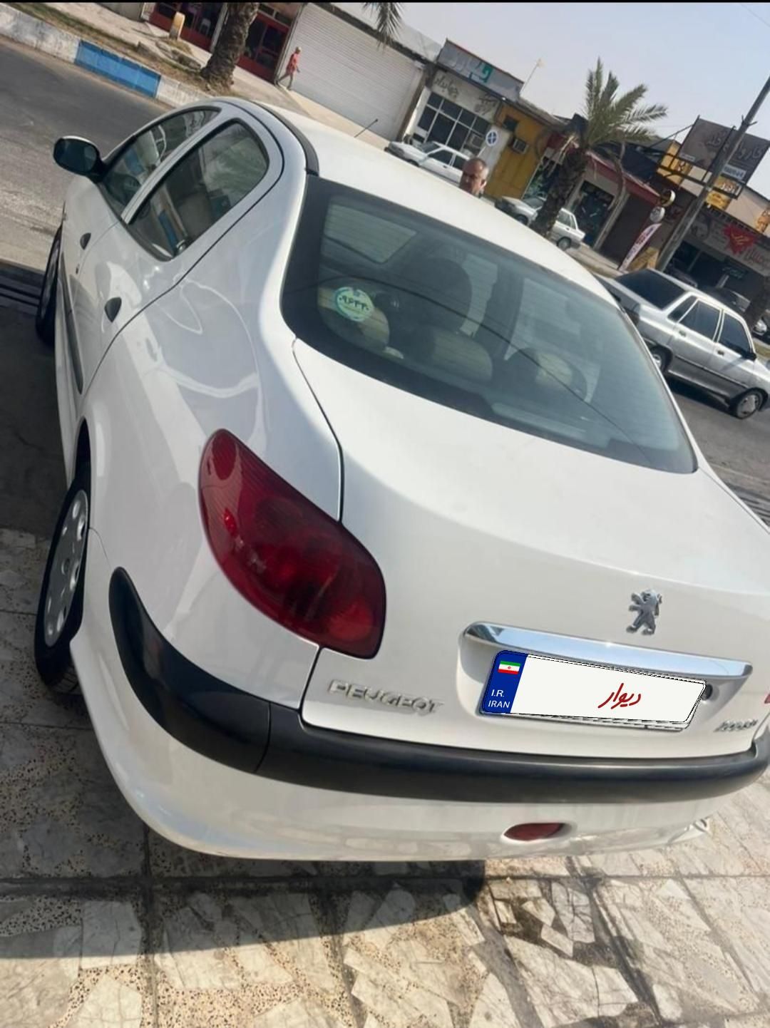 پژو ۲۰۶ صندوق دار v8 - 1399