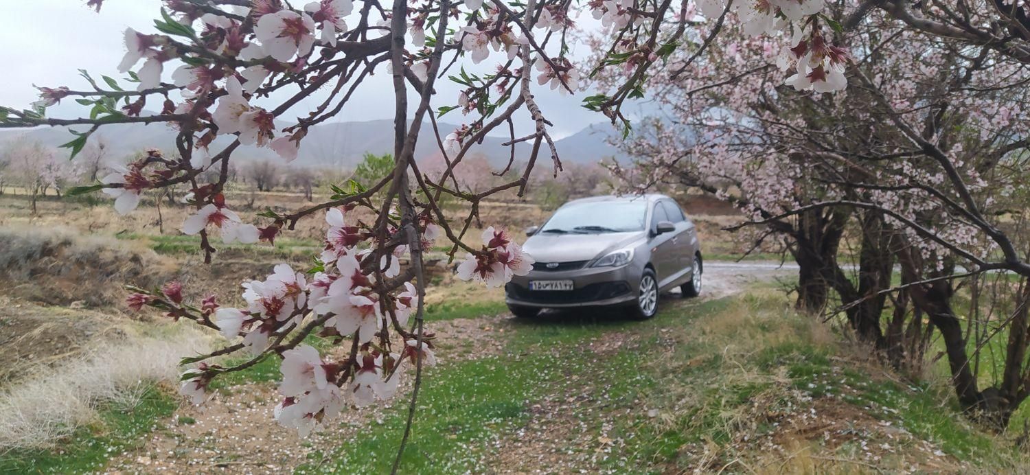 ام وی ام 315 صندوقدار اسپرت دنده‌ای - 1394