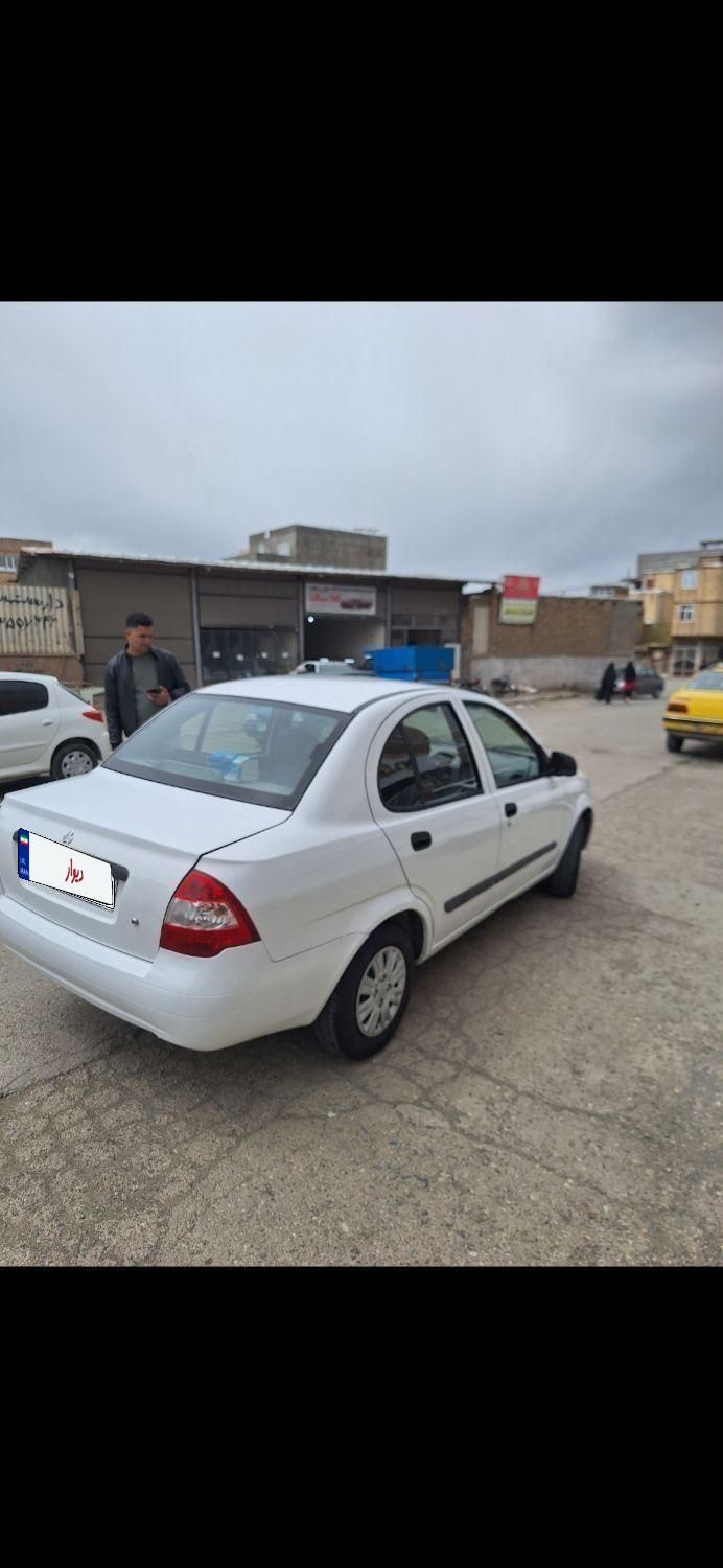 تیبا صندوق دار SX - 1401