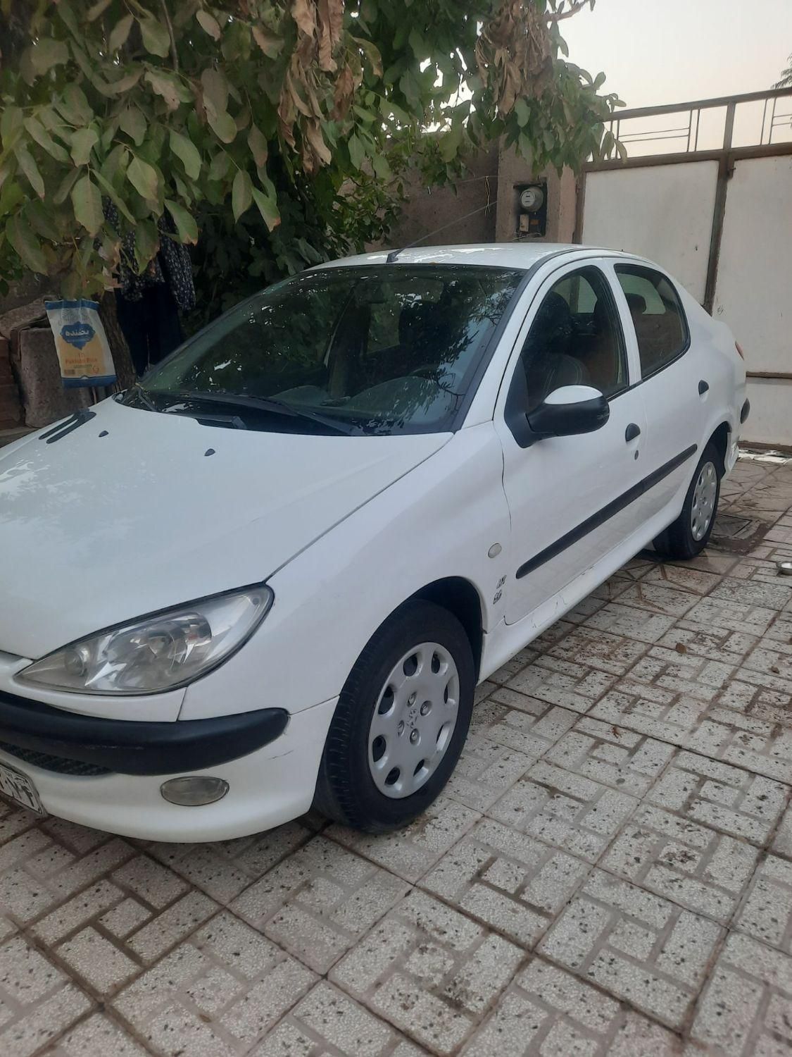 پژو ۲۰۶ صندوق دار v8 - 1396