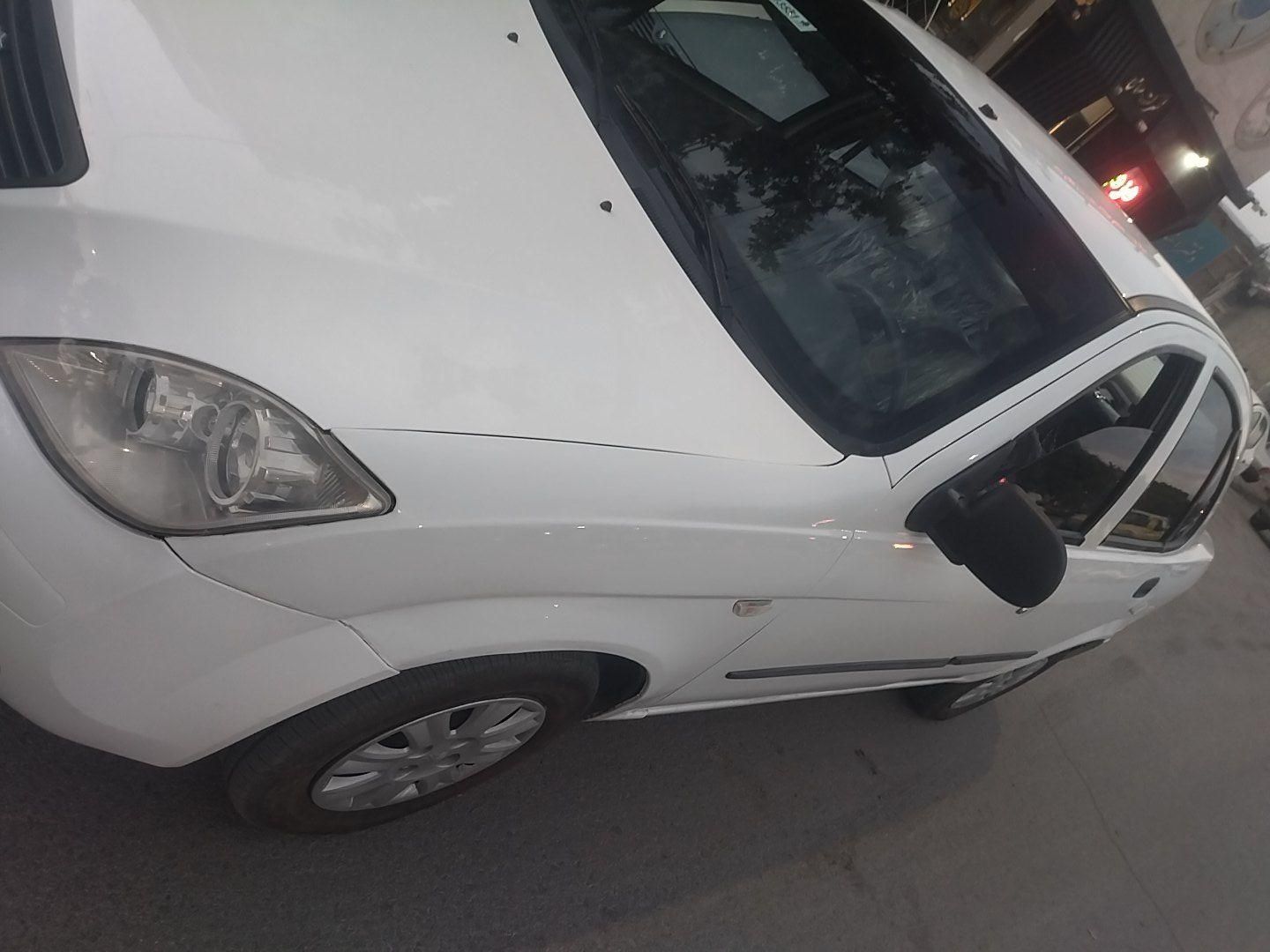 تیبا صندوق دار SX - 1400