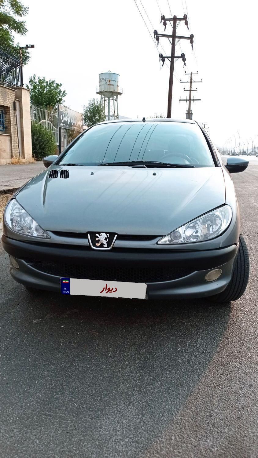 پژو ۲۰۶ صندوق دار v8 - 1386