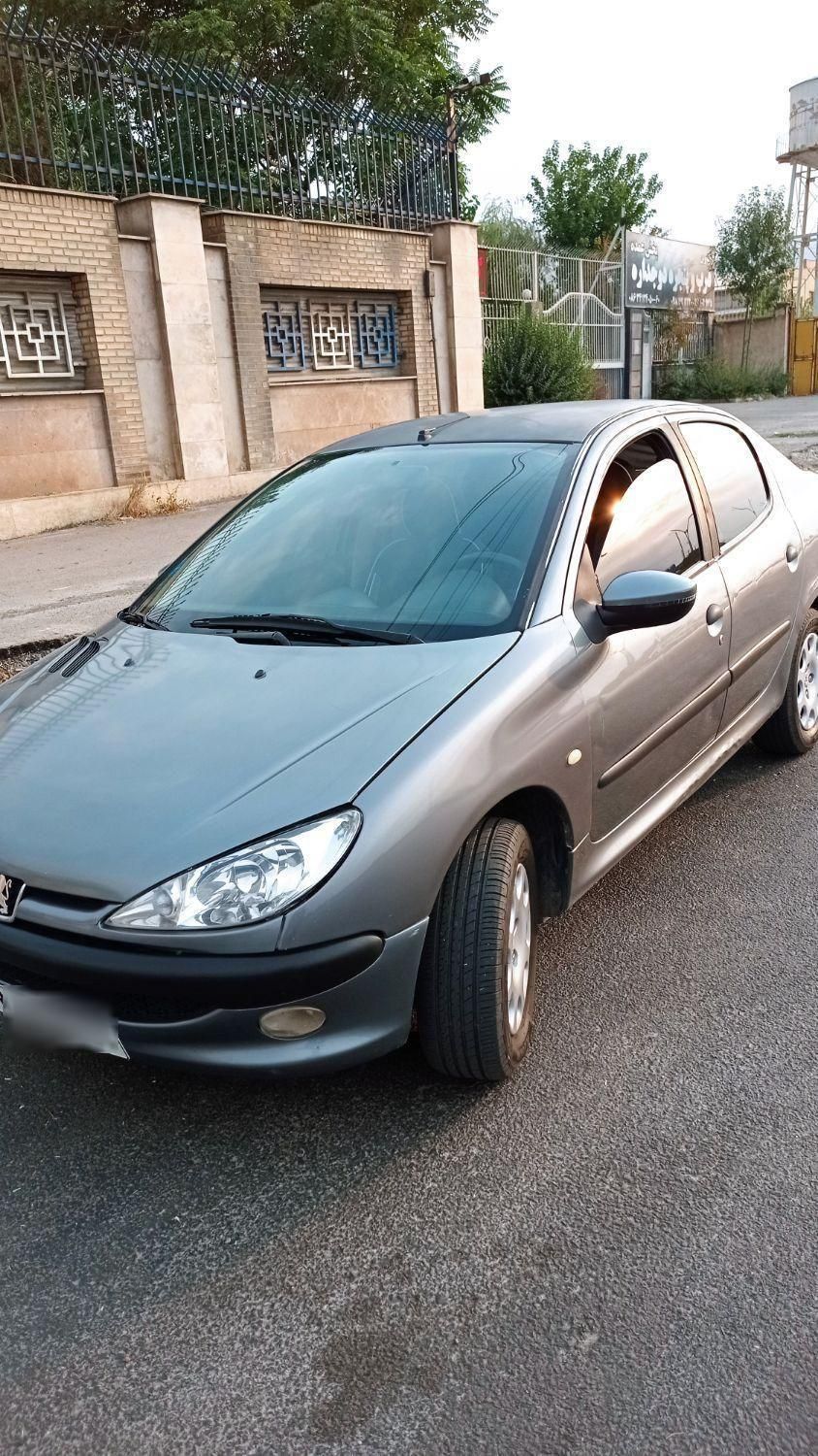 پژو ۲۰۶ صندوق دار v8 - 1386