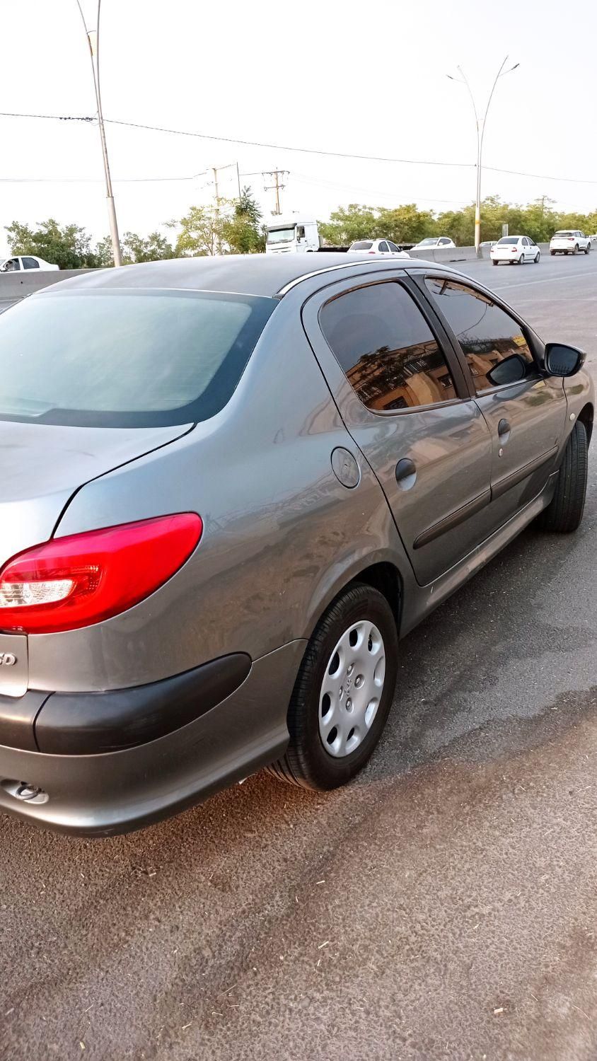 پژو ۲۰۶ صندوق دار v8 - 1386