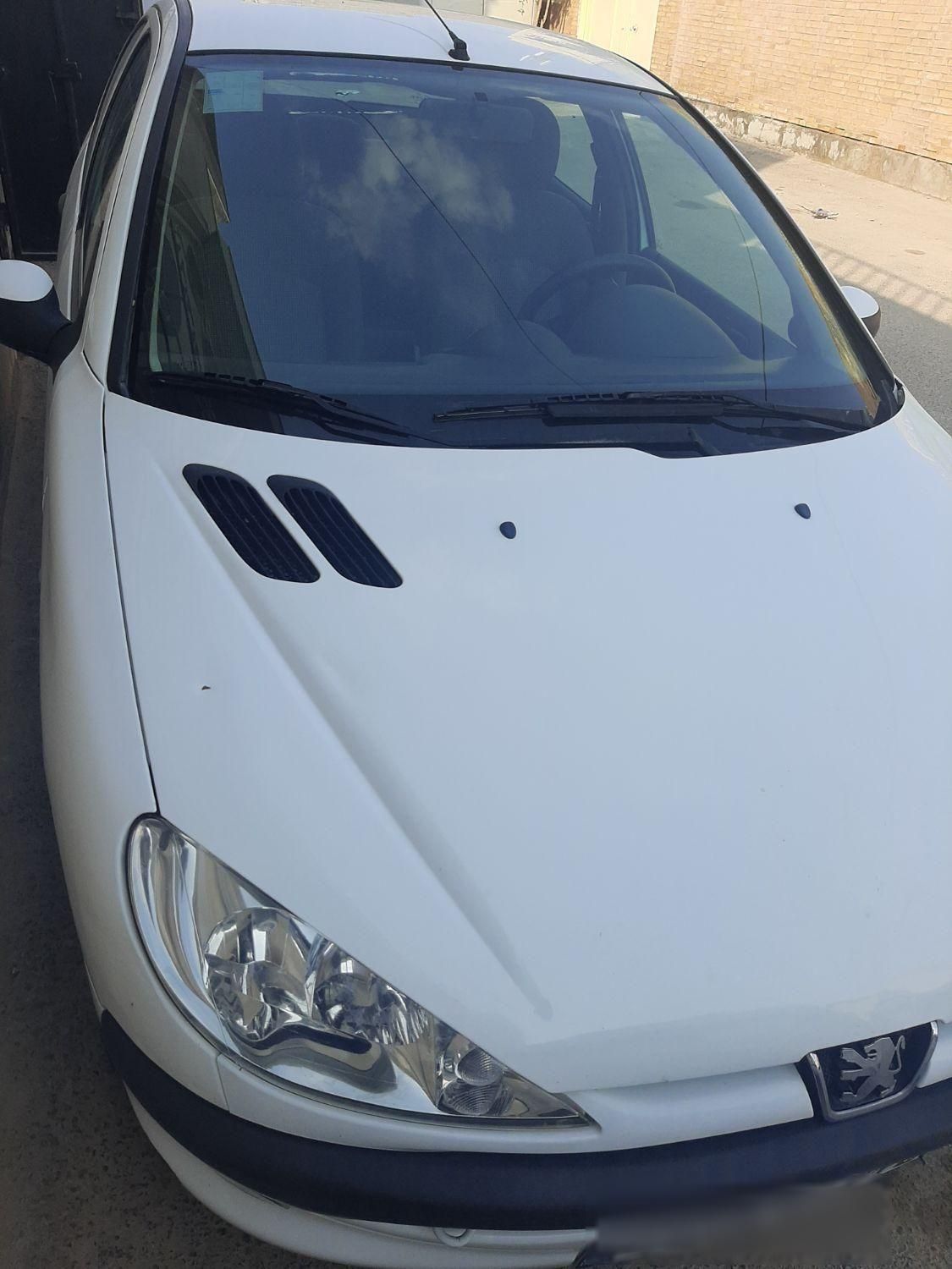 پژو ۲۰۶ صندوق دار v8 - 1398