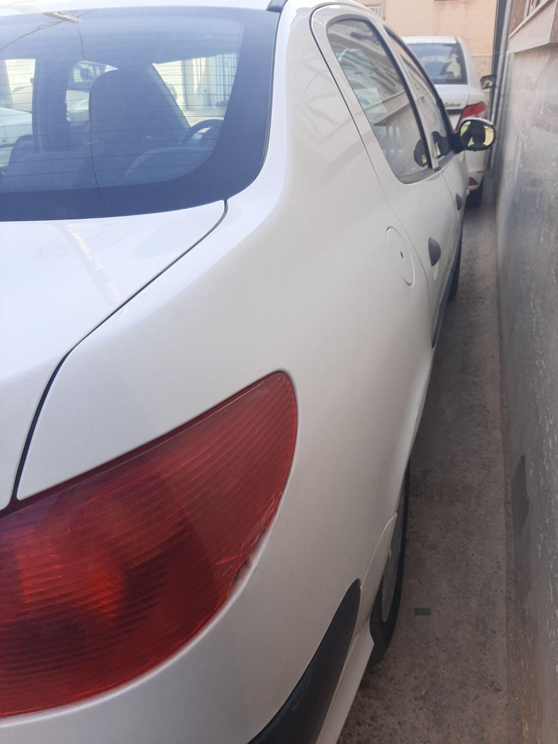پژو ۲۰۶ صندوق دار v8 - 1398