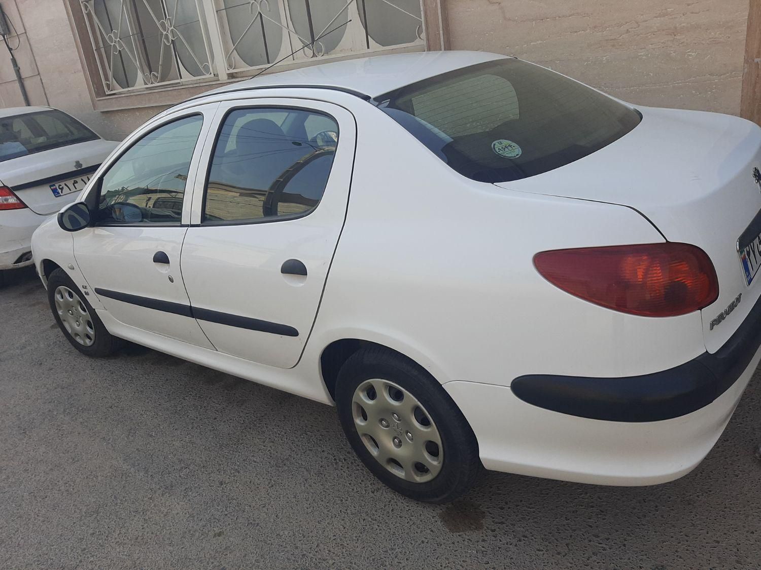 پژو ۲۰۶ صندوق دار v8 - 1398