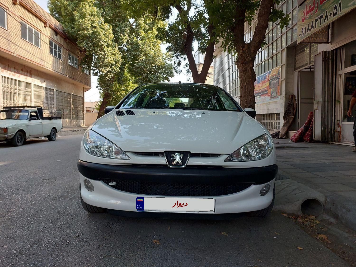 خودرو پژو، ۲۰۶ صندوق دار آگهی ann_19702145