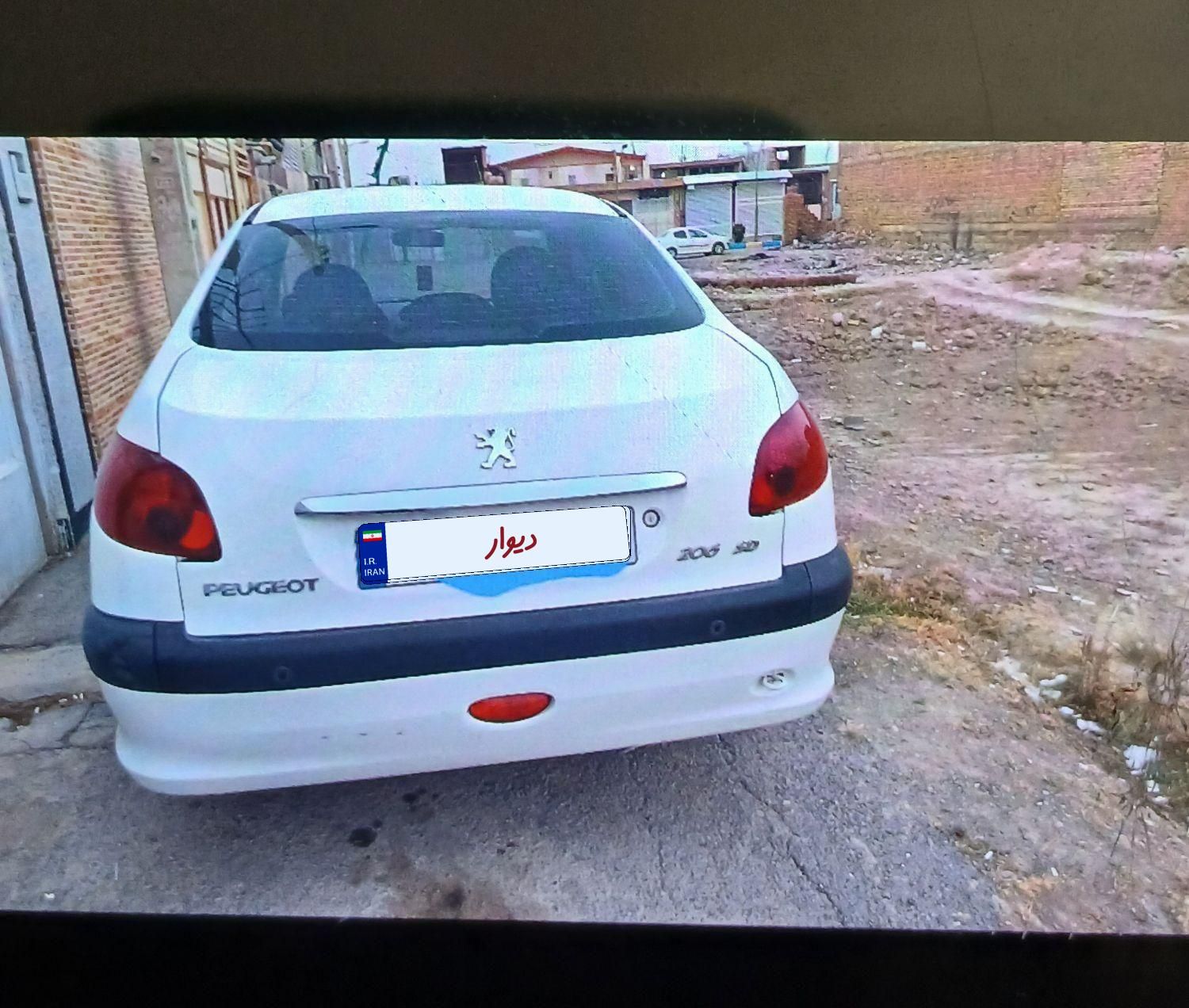 پژو ۲۰۶ صندوق دار v8 - 1396