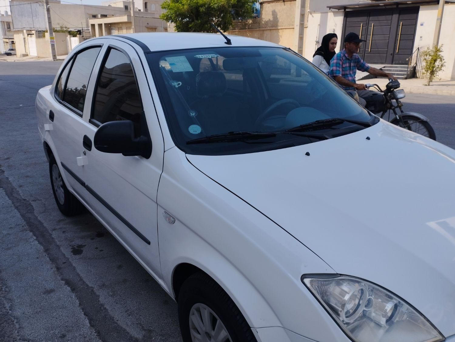تیبا صندوق دار SX - 1401