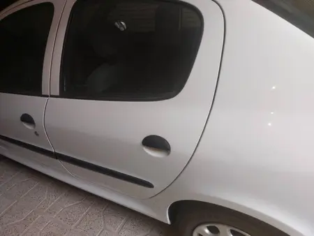 پژو ۲۰۶ صندوق دار v8 - 1393