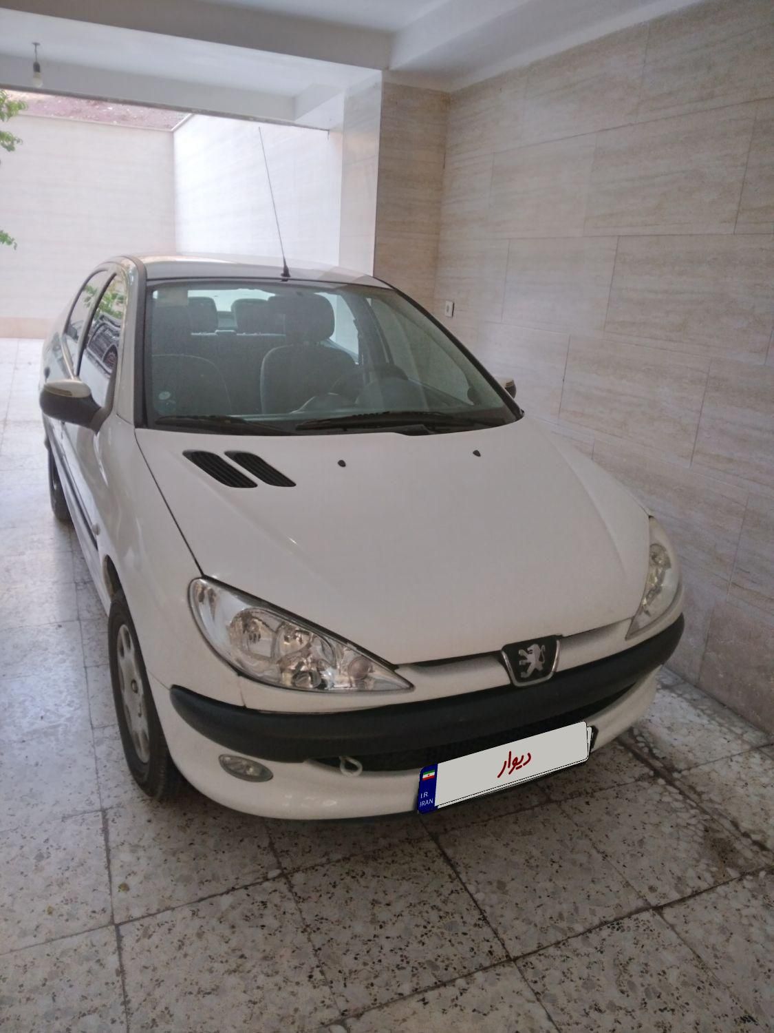 پژو ۲۰۶ صندوق دار v8 - 1394