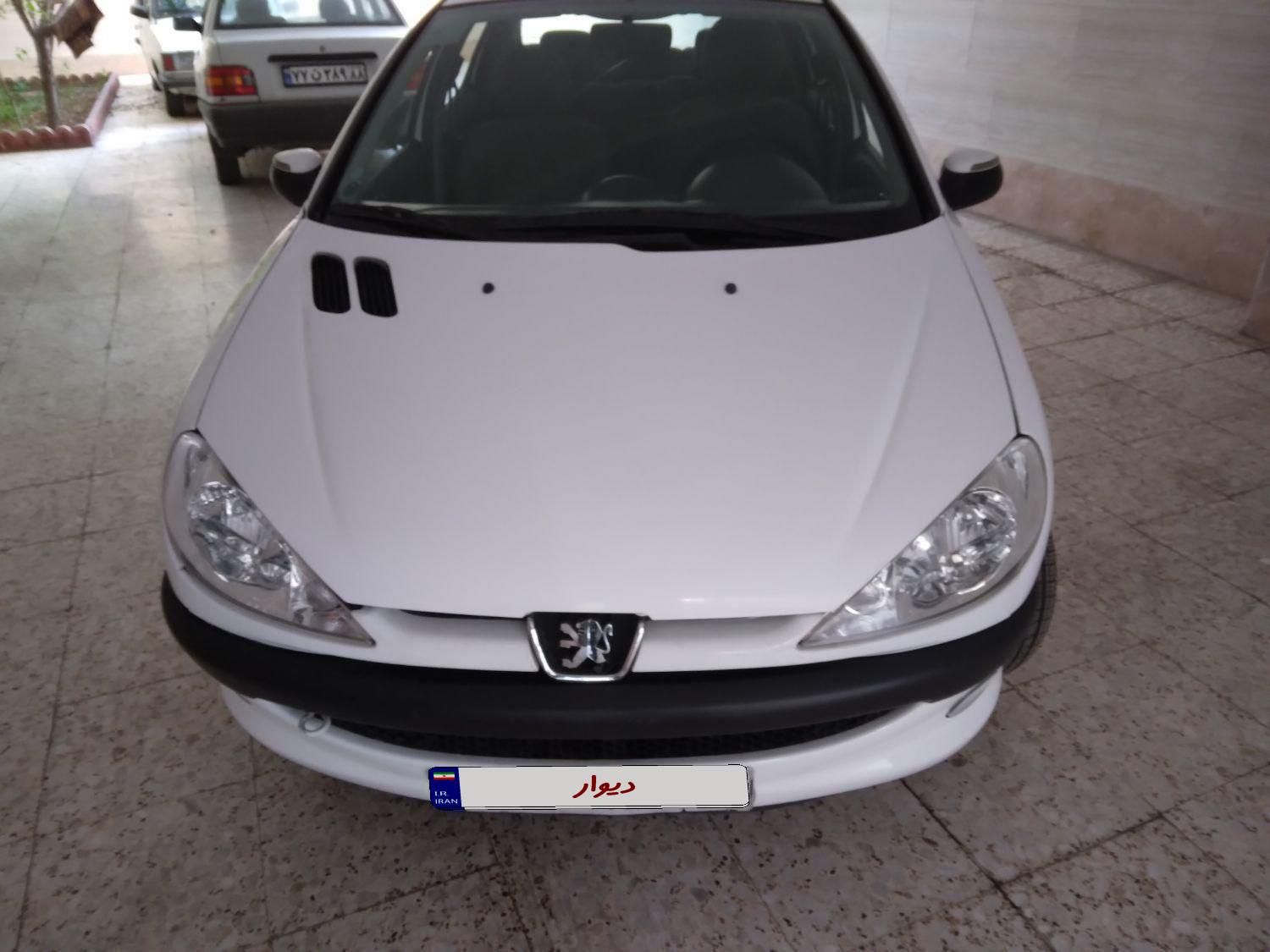 پژو ۲۰۶ صندوق دار v8 - 1394