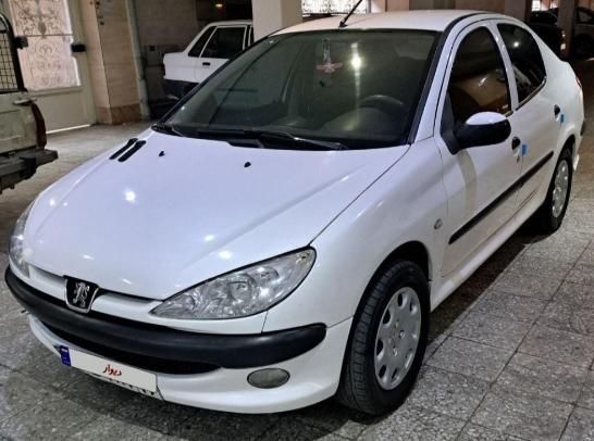 پژو ۲۰۶ صندوق دار v8 - 1397