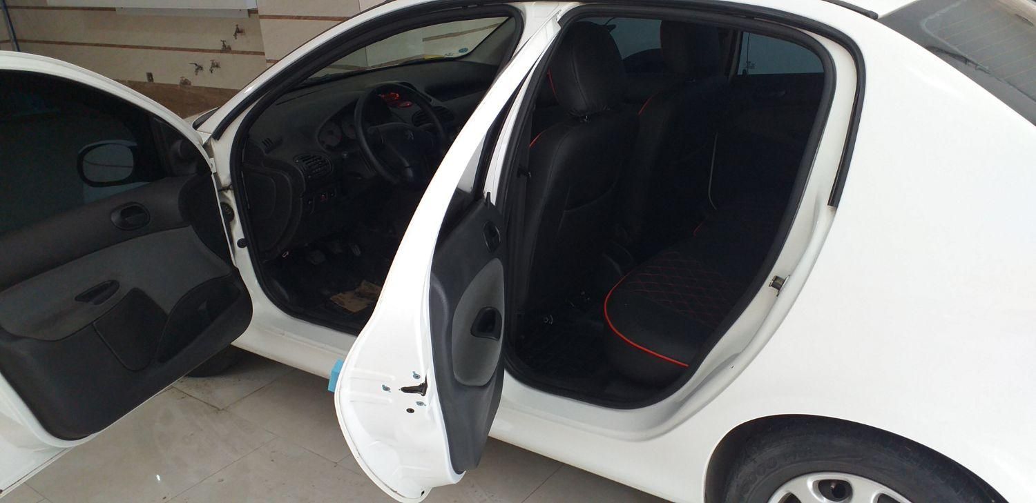 پژو ۲۰۶ صندوق دار v8 - 1395