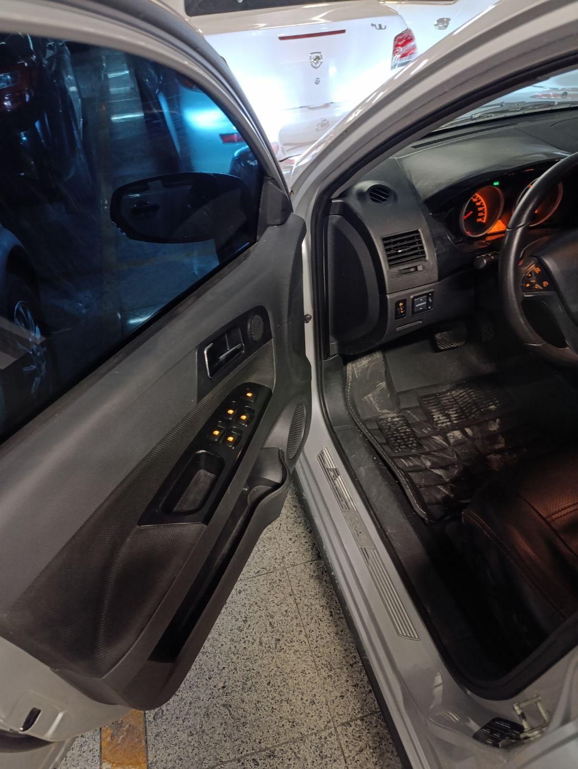 برلیانس C3 کراس اتوماتیک 1650 - 1397