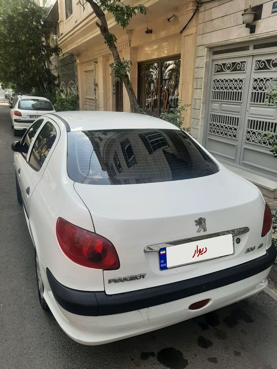 پژو ۲۰۶ صندوق دار v20 - 1390