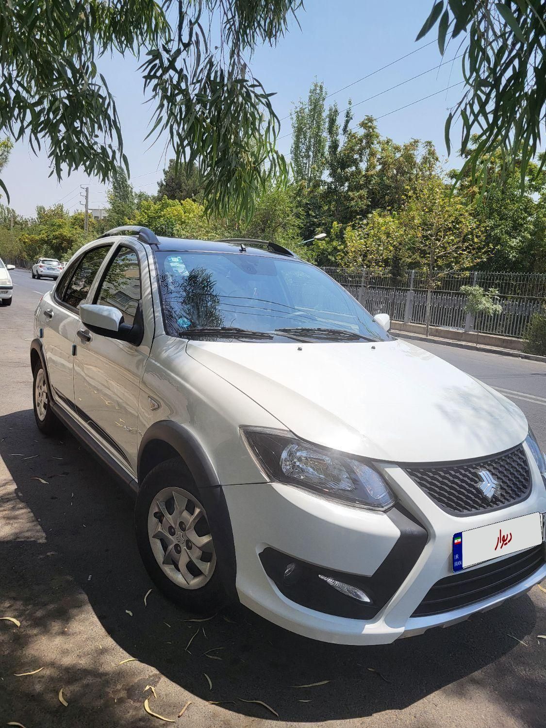 کوییک R دنده‌ای - 1403