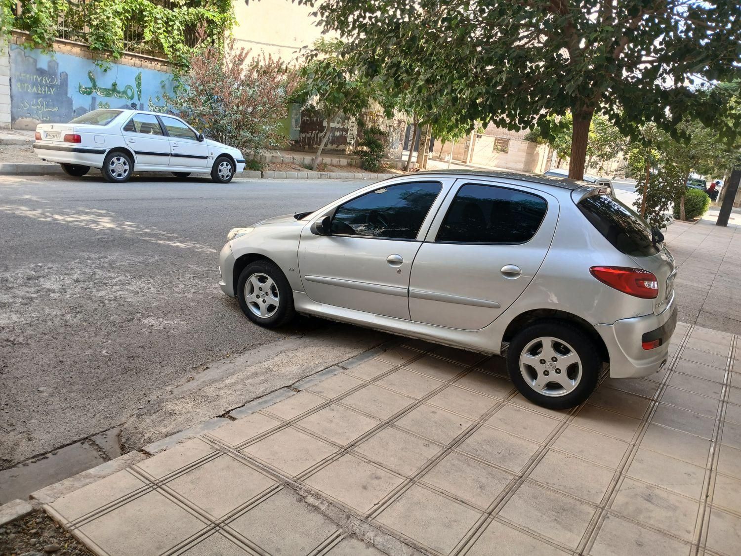 پژو 207 دنده‌ای فرمان هیدرولیک - 1390