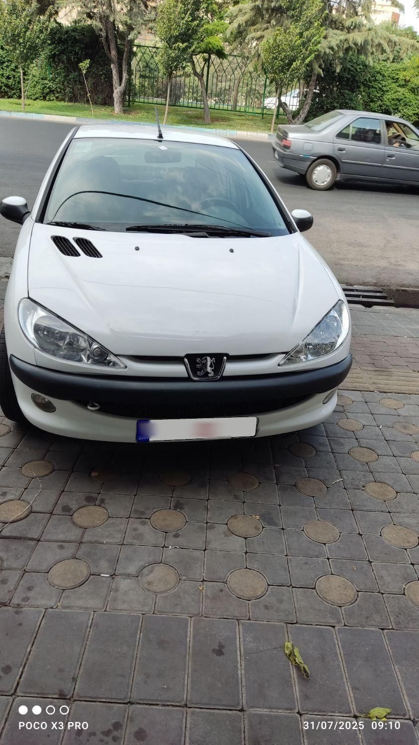 پژو ۲۰۶ صندوق دار v8 - 1398