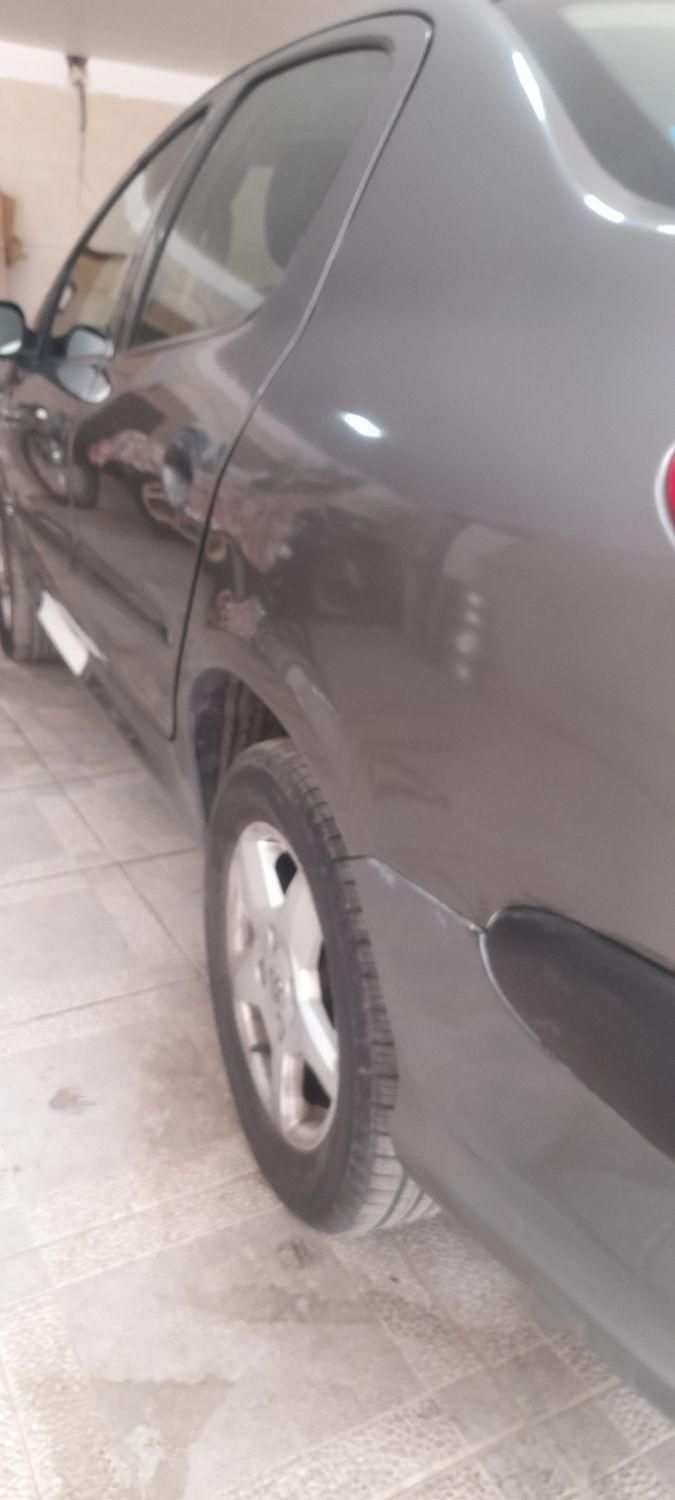 پژو ۲۰۶ صندوق دار v8 - 1394