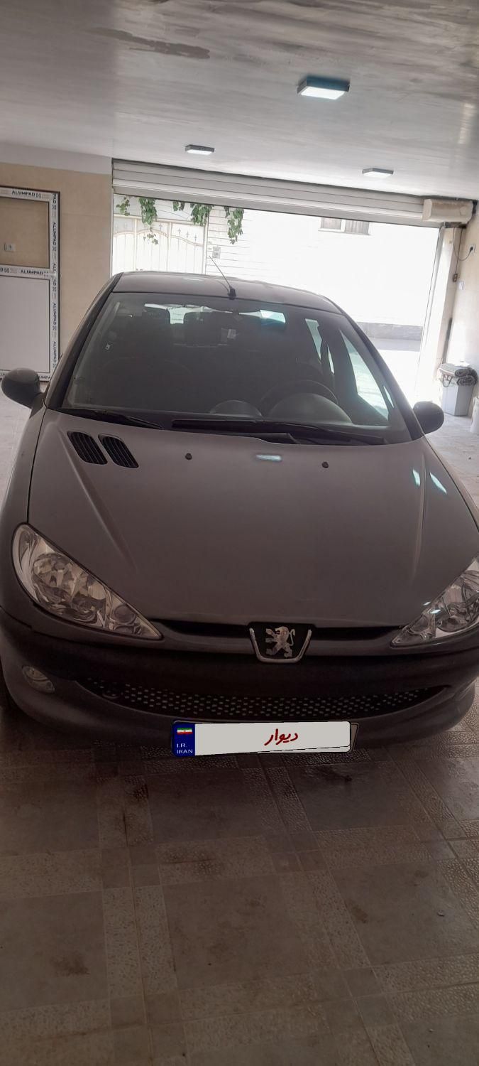 پژو ۲۰۶ صندوق دار v8 - 1394