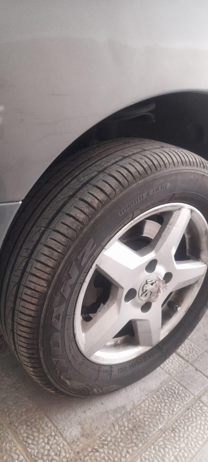 پژو ۲۰۶ صندوق دار v8 - 1394