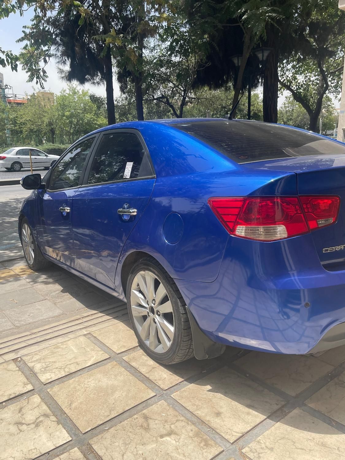 کیا سراتو 2.0 لیتر اتوماتیک GT لاین - 2010
