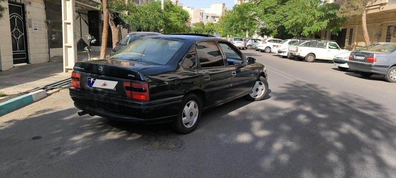 اپل وکترا دنده ای - 1995