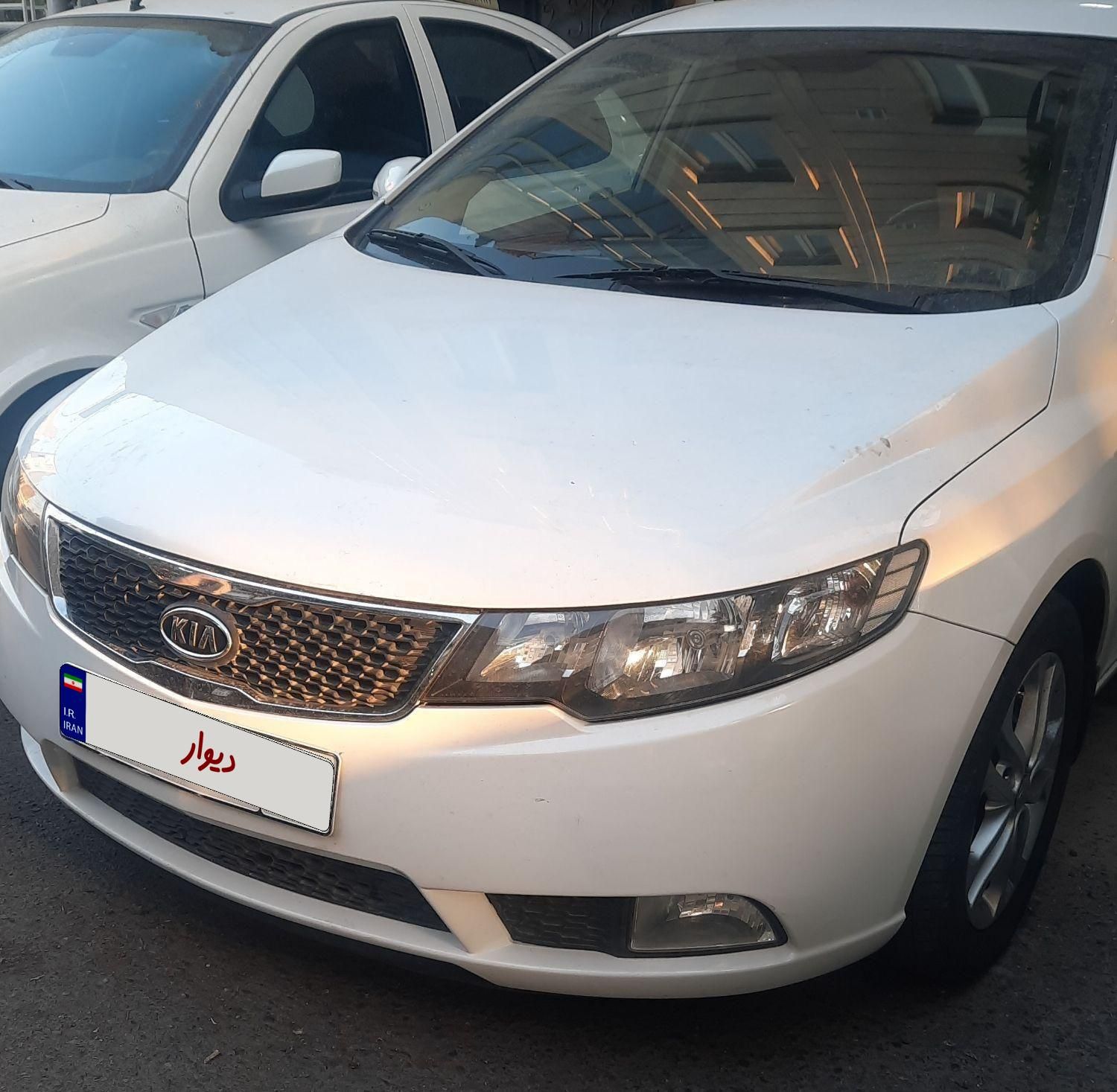 کیا سراتو 2.0 لیتر اتوماتیک GT لاین - 2015