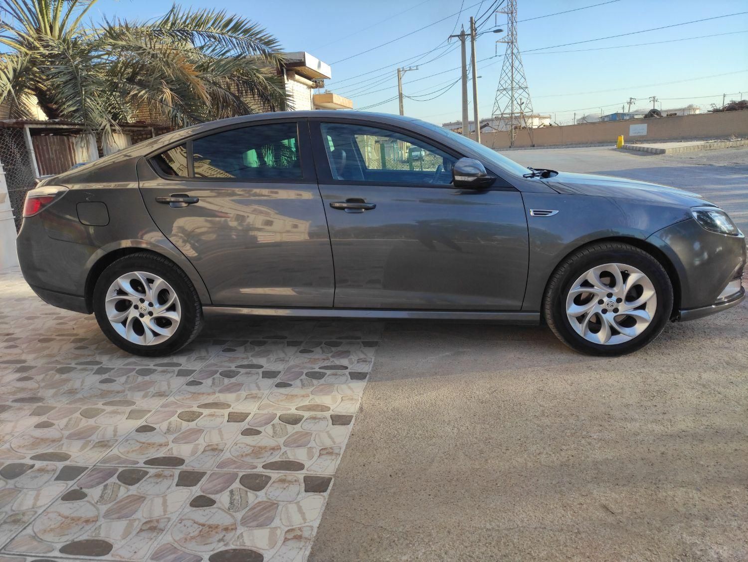 ام جی 6 لیفت بک GT فیس قدیم - 2015