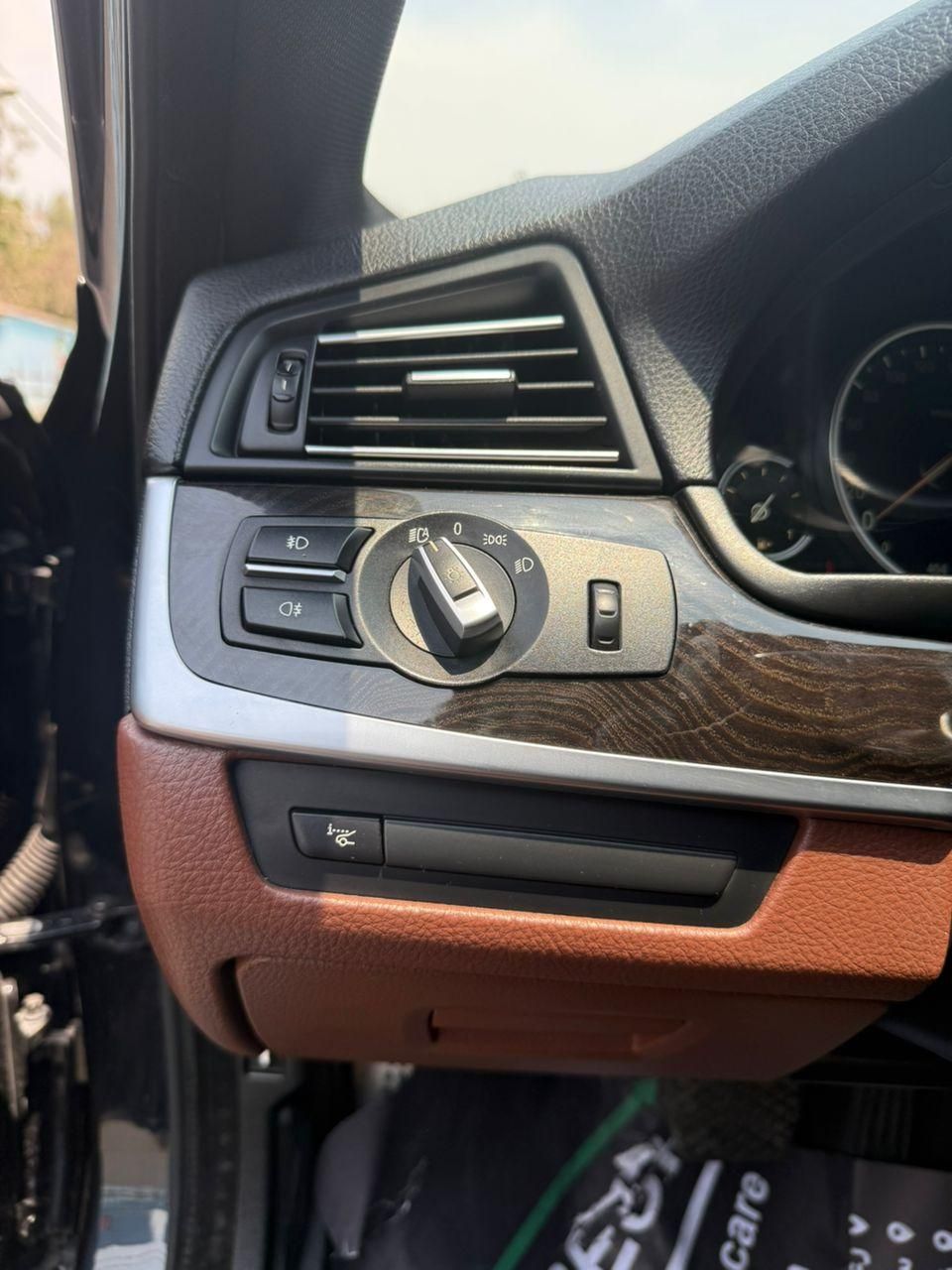 ب ام و سری 5 528i - 2015