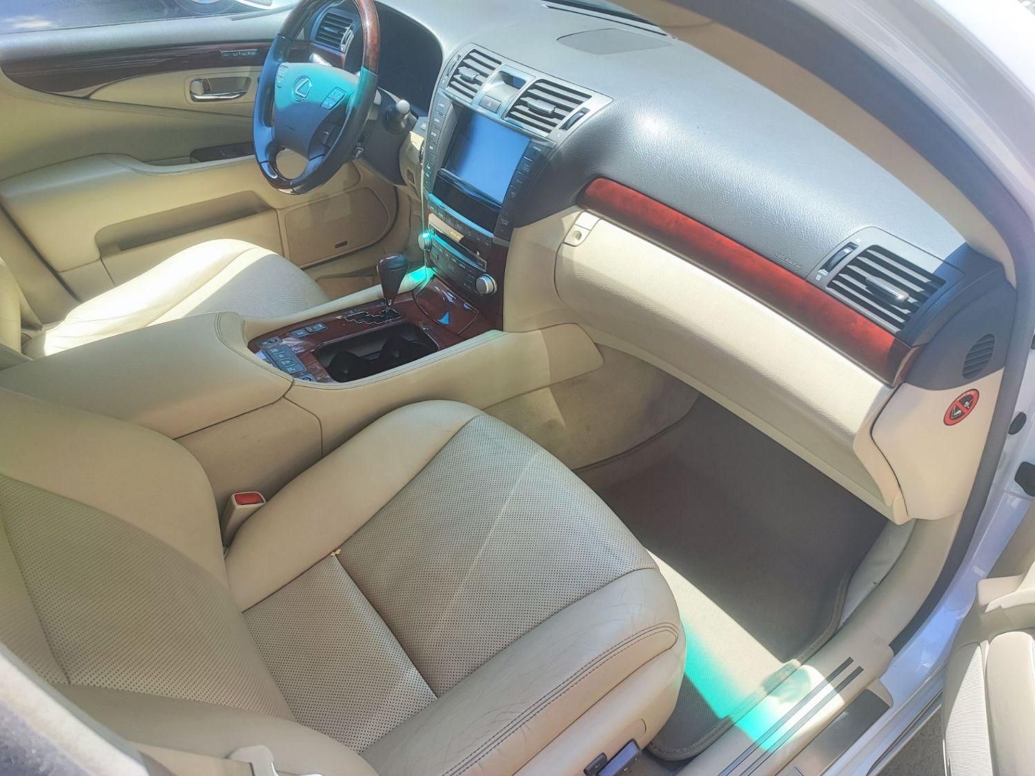 لکسوس LS 460 - 2010