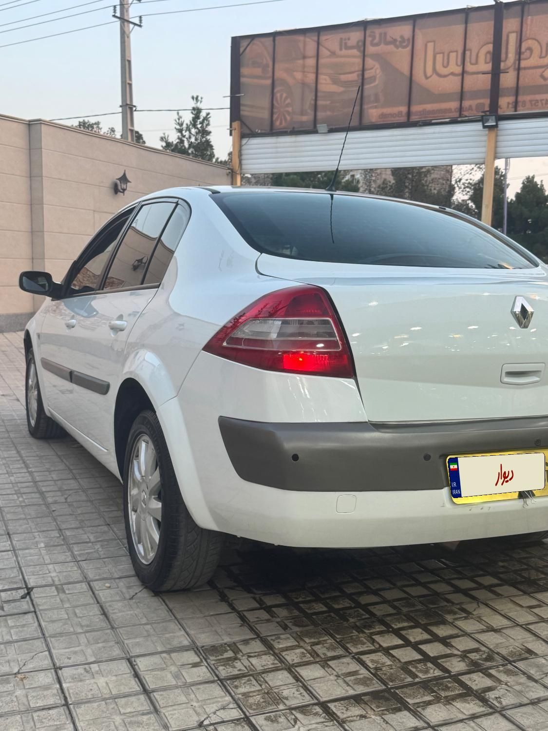 رنو مگان پارس خودرو 2000 - 1391