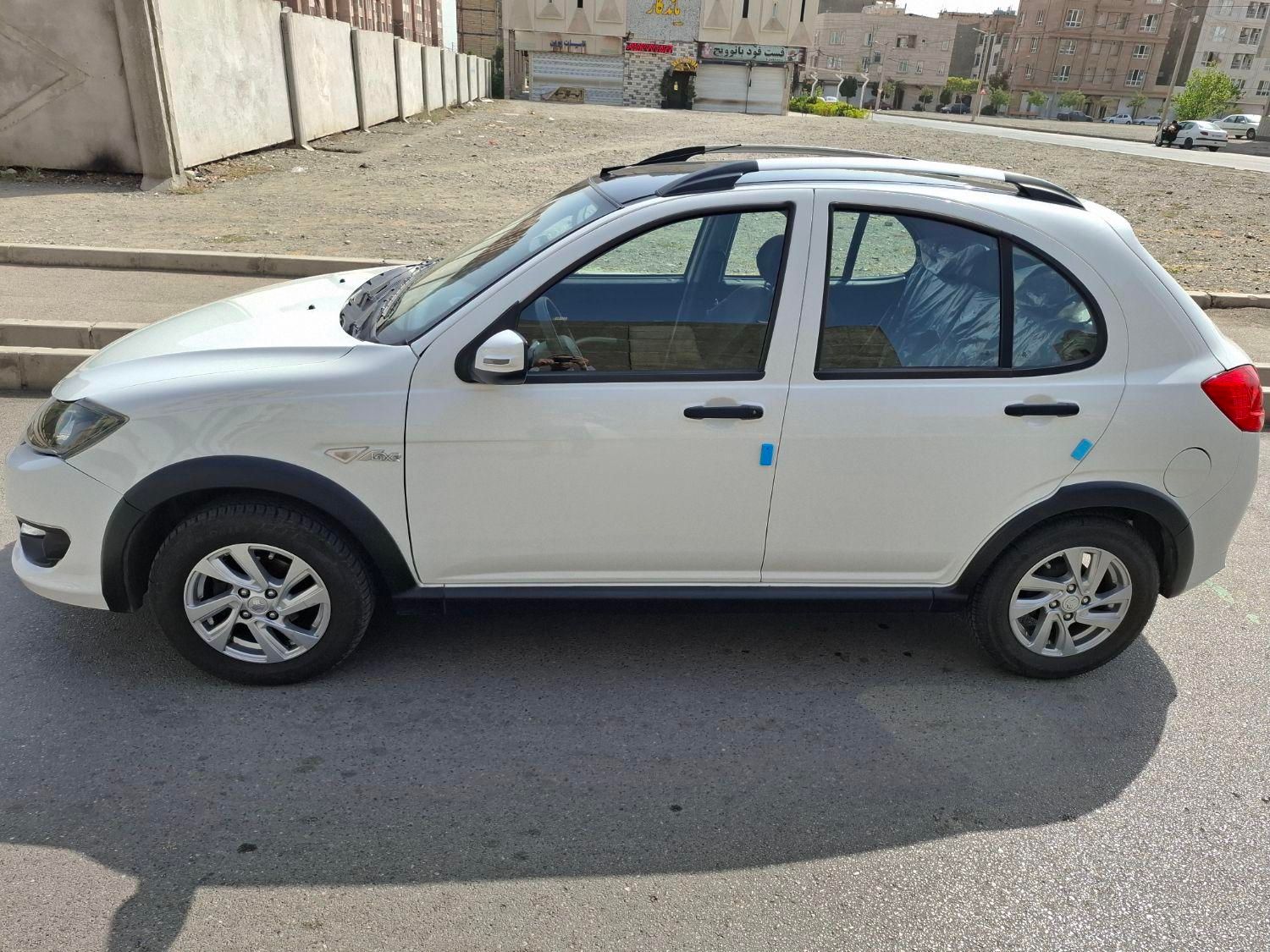 کوییک R دنده‌ای - 1402