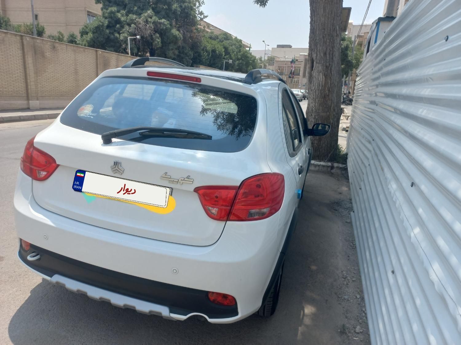 کوییک R دنده‌ای - 1402