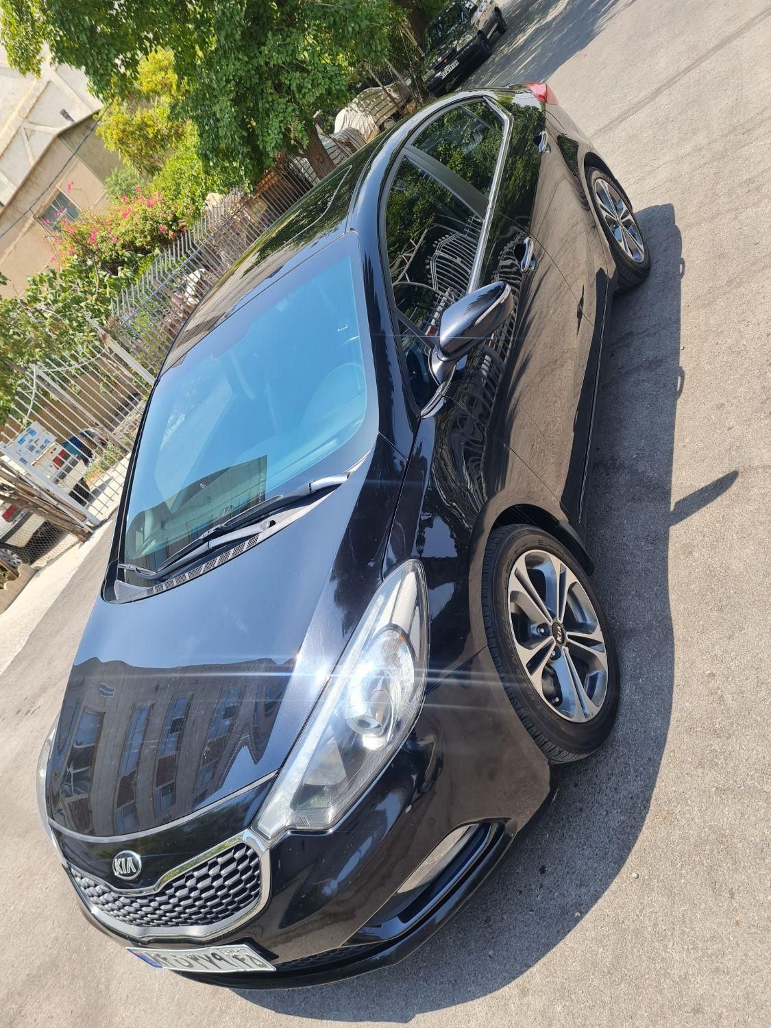 کیا سراتو 2.0 لیتر اتوماتیک GT لاین - 2016