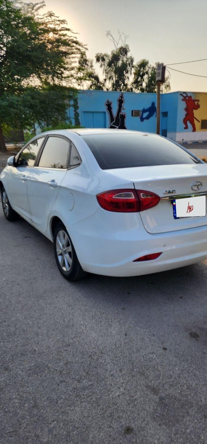 جک J4 اتوماتیک ساده - 1397