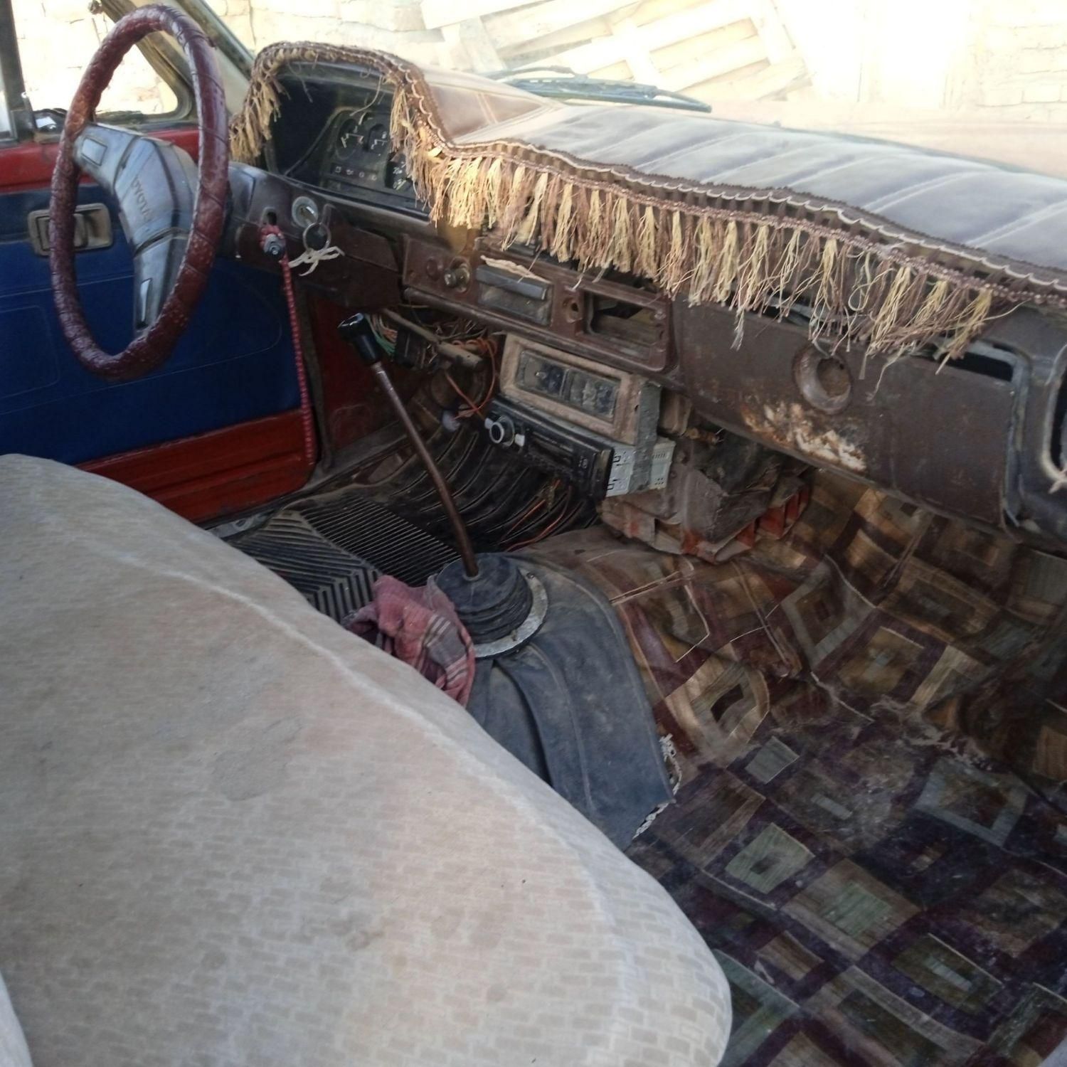 تویوتا کمری XLE - 1402