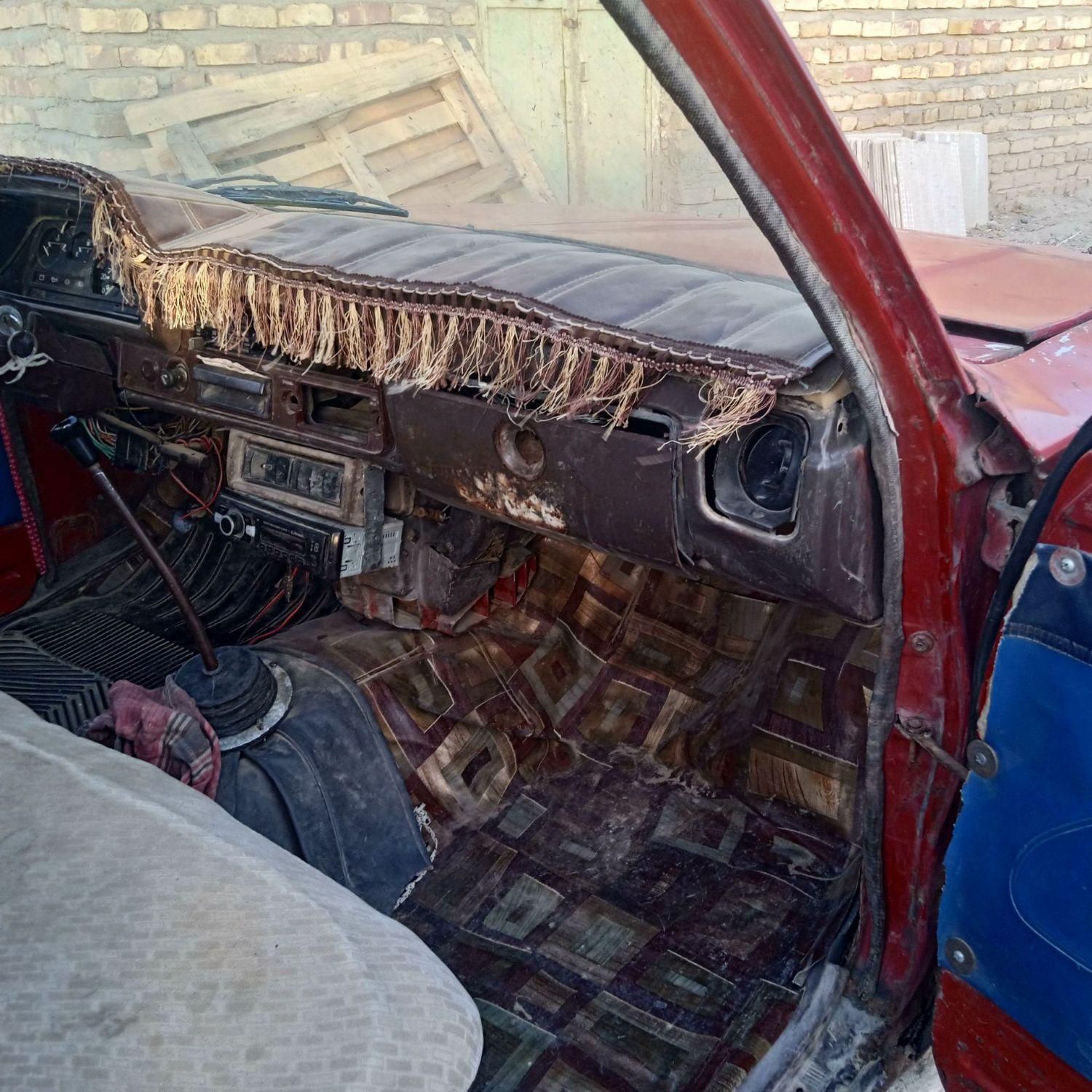 تویوتا کمری XLE - 1402