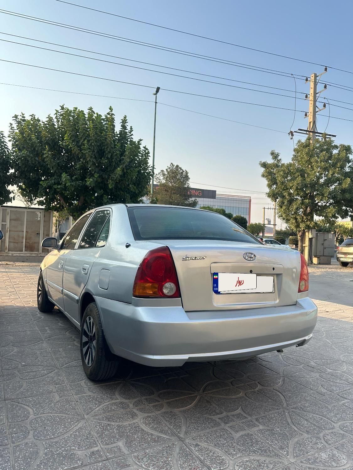 هیوندای ورنا دنده‌ ای - 1384