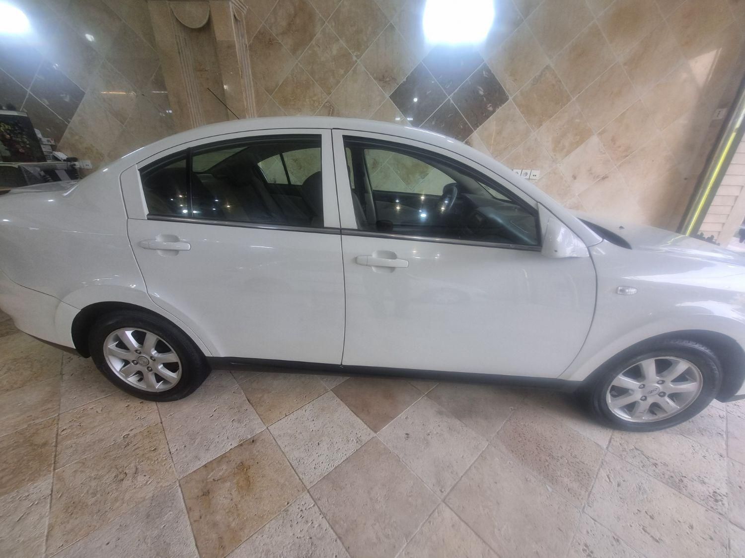 ام وی ام 550 اتوماتیک - 1396