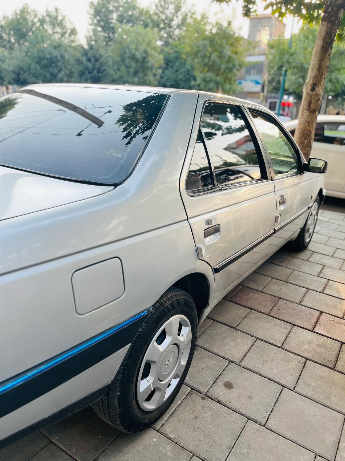 پژو 405 GLX - دوگانه سوز - 1390