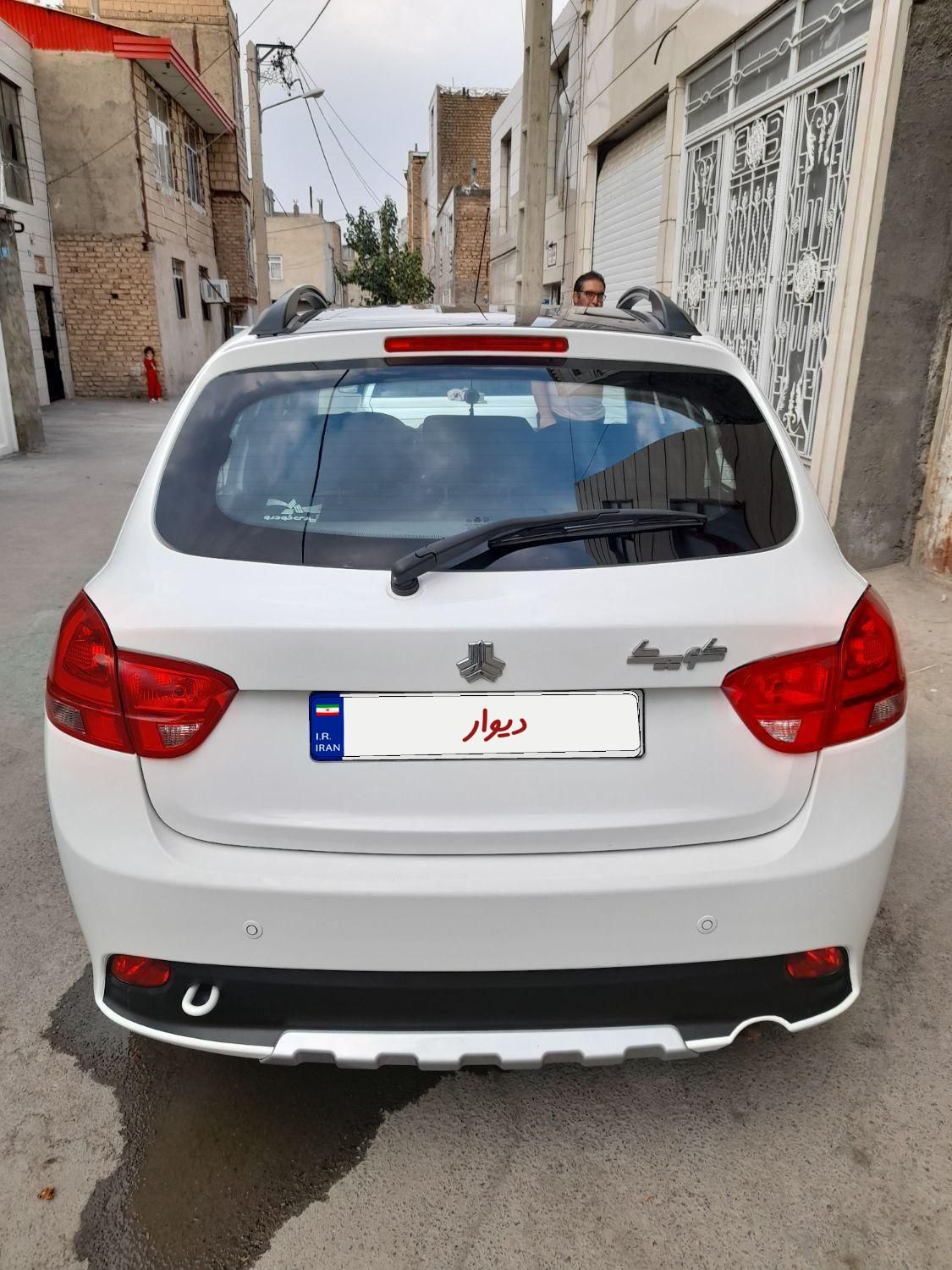 کوییک R دنده‌ای - 1402