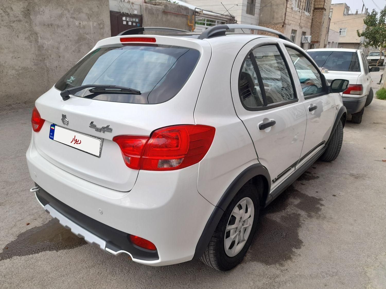 کوییک R دنده‌ای - 1402