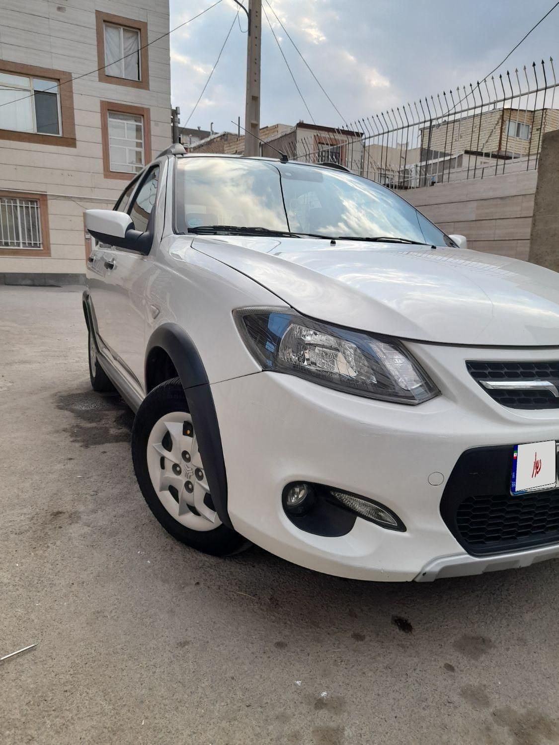 کوییک R دنده‌ای - 1402