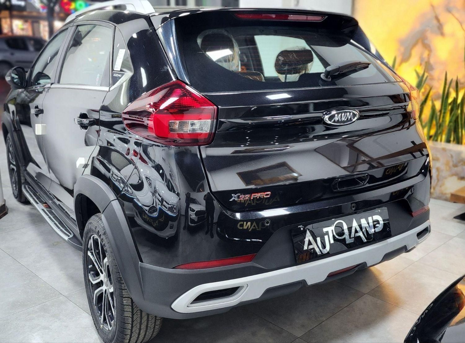 ام وی ام X22 پرو اتوماتیک IE - 1404